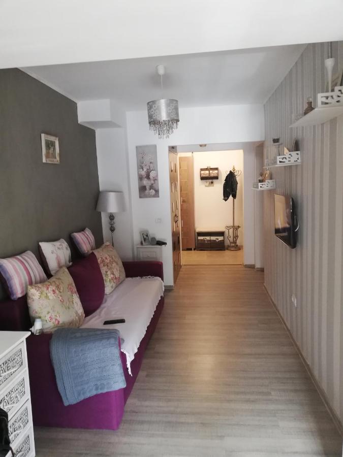 Appartement Flomar By The Sea à Mangalia Extérieur photo