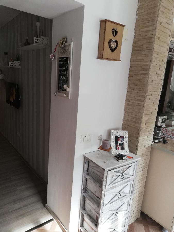Appartement Flomar By The Sea à Mangalia Extérieur photo