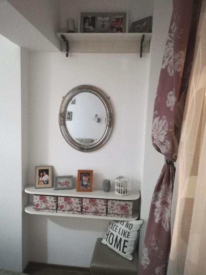 Appartement Flomar By The Sea à Mangalia Extérieur photo