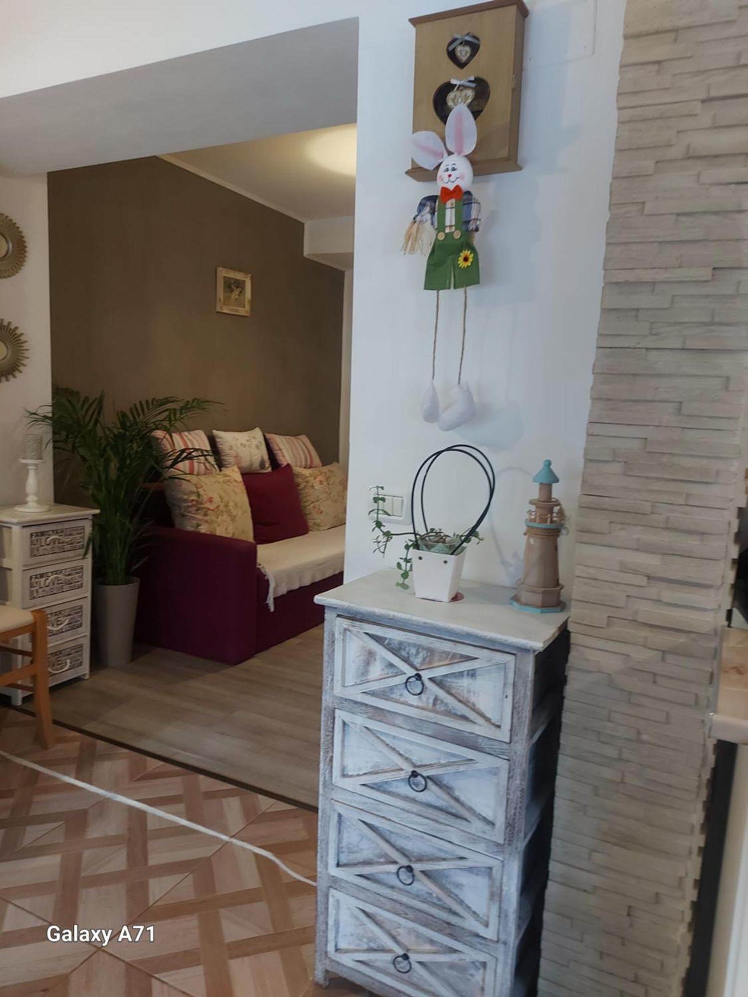 Appartement Flomar By The Sea à Mangalia Extérieur photo